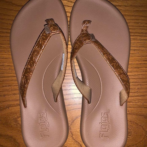 Flojos Tan Sandals with Embossed Straps - Picture 1 of 2